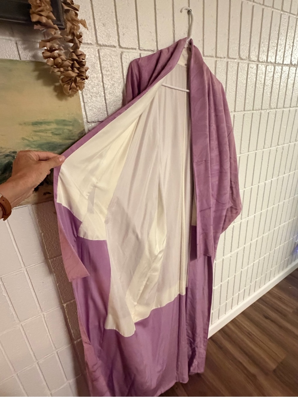 Vintage Pink Silk Kimono - Picture 4 of 6